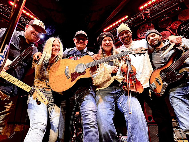 members of Ragtown band